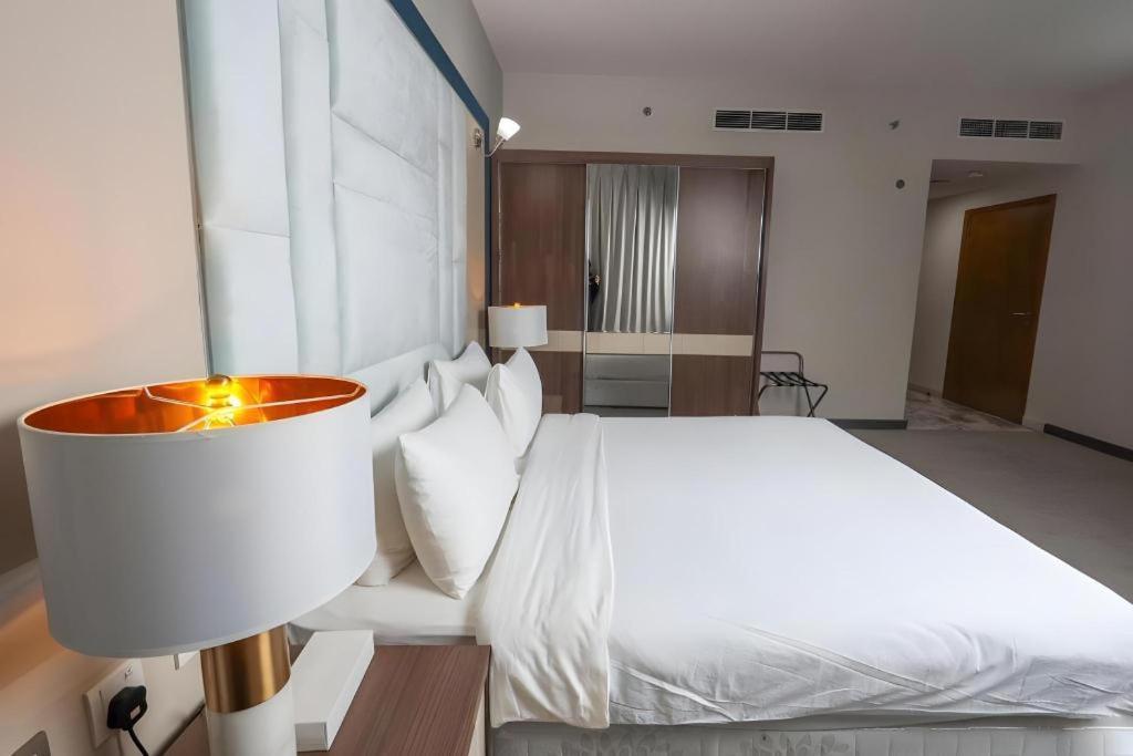 Alazmi Hotel 두바이 외부 사진